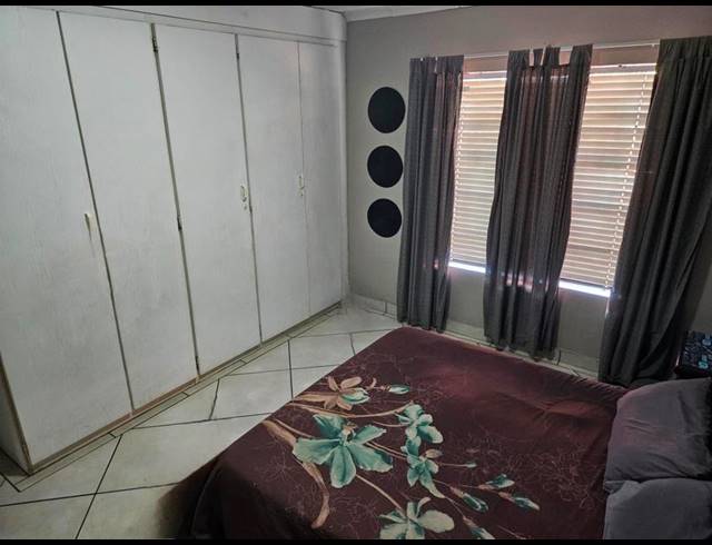 3 BEDROOM TOWNHOUSE FOR SALE IN ANNLIN